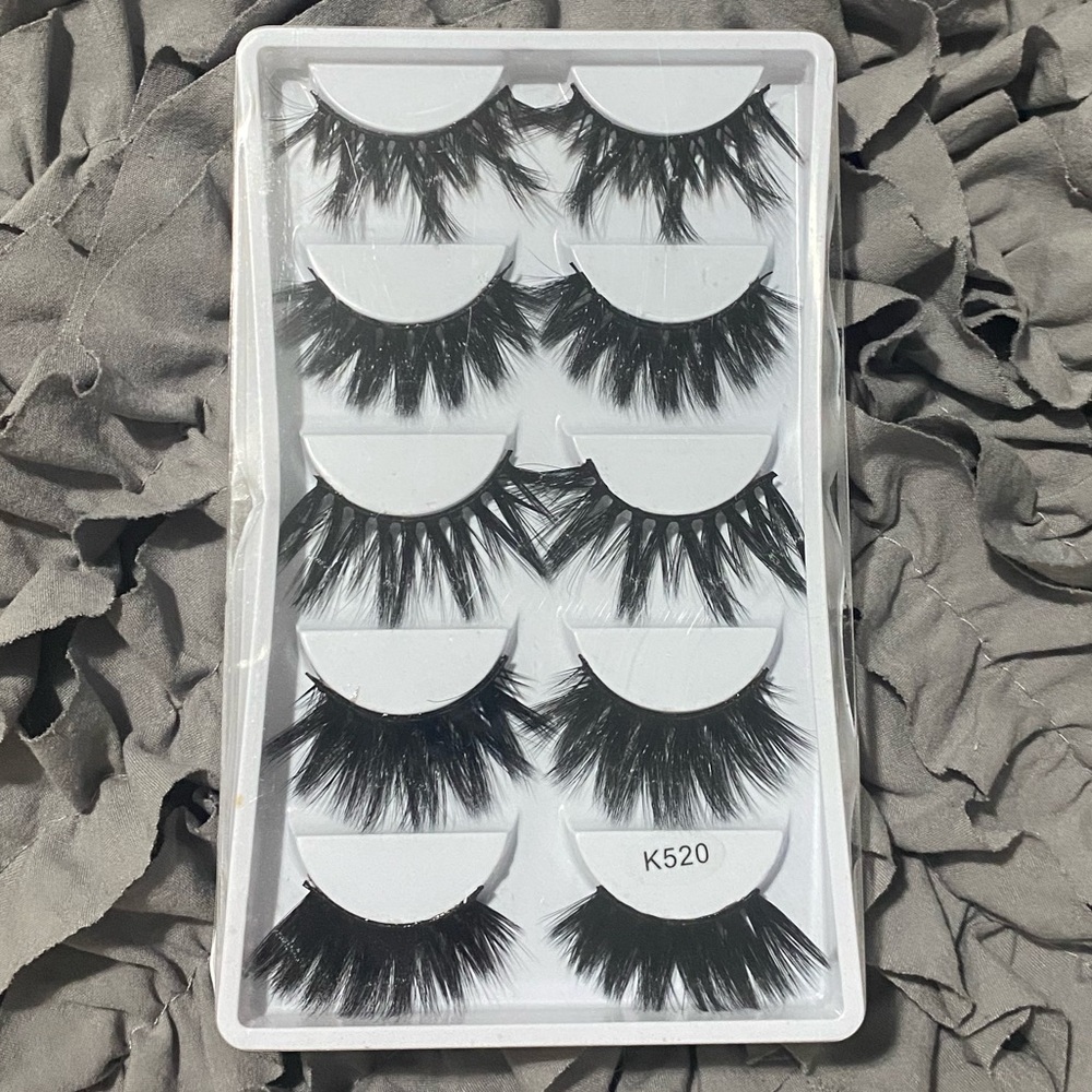 Wispy False Lashes Set - Picture 2 of 8